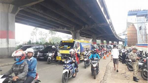 Auto Macet! Proyek Tol Becakayu Bikin Lalu Lintas Jakarta Timur Mencekam